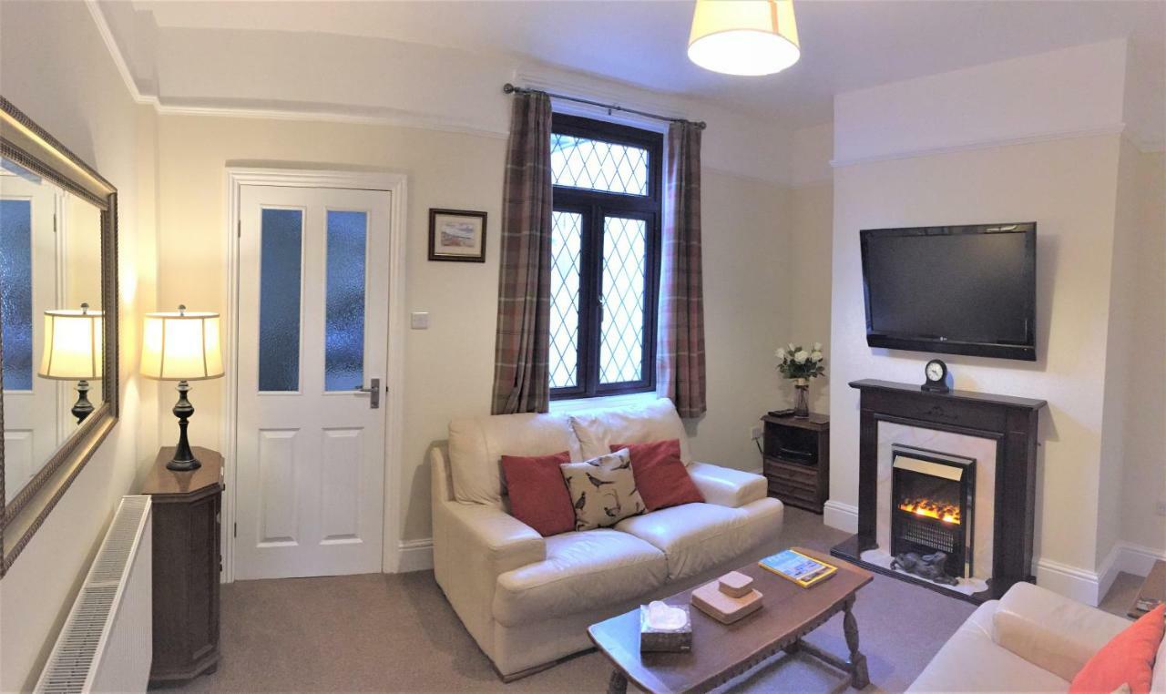 Browns Holiday Cottage Filey Exterior foto